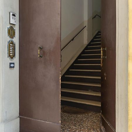 Apartment Amos - 5 Minutes From Piazza Maggiore Bolonia Exterior foto